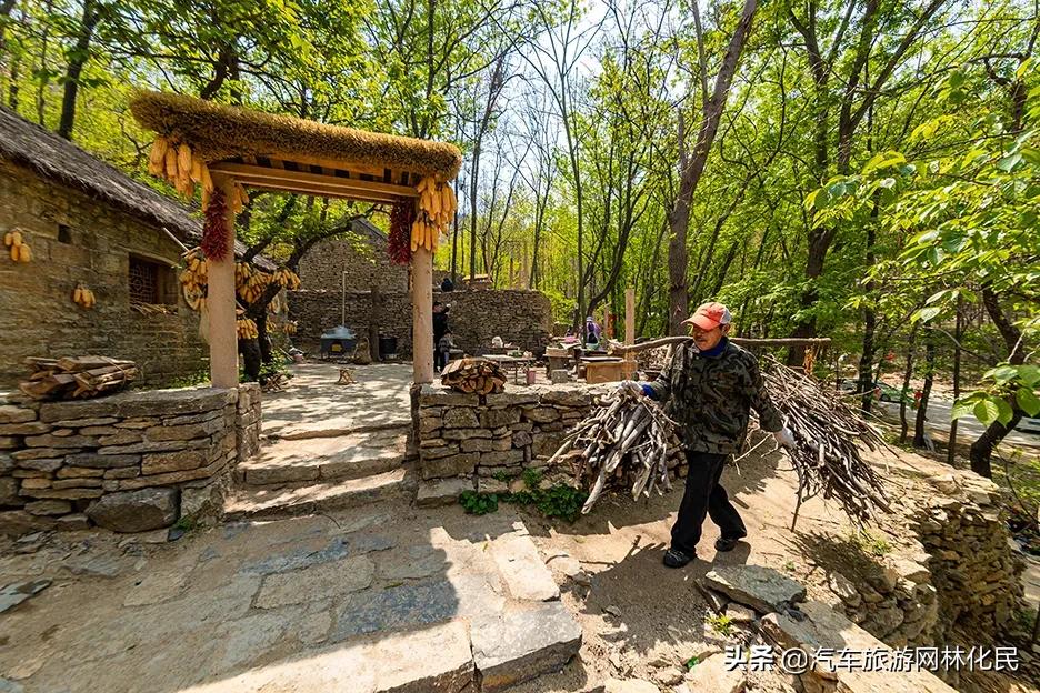 关注汽车旅游网公众号，免费游利山涧